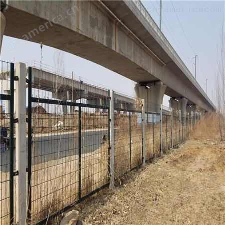铁路线路防护栅栏通线8002 唯佳金属网 柔韧形强 坚固耐磨
